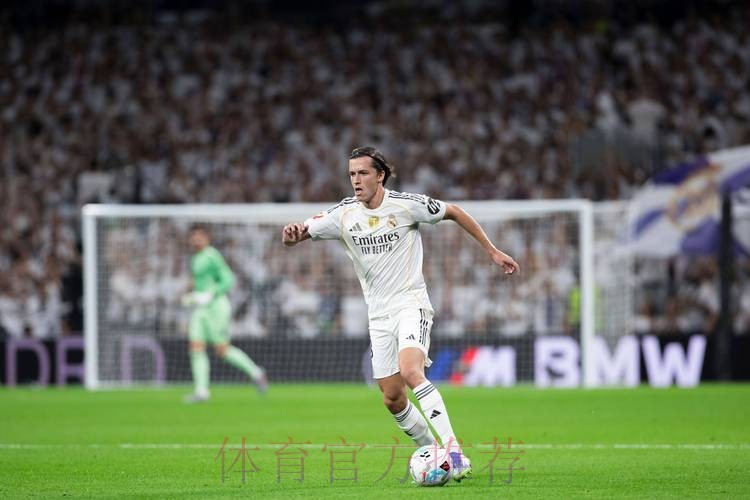 马卡:虽然在西超杯失利 皇马仍不考虑在冬窗引援